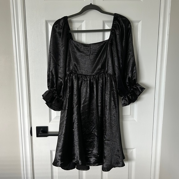 NWOT Black Satin Square Neck Babydoll Maternity Mini Dress - Picture 4 of 8